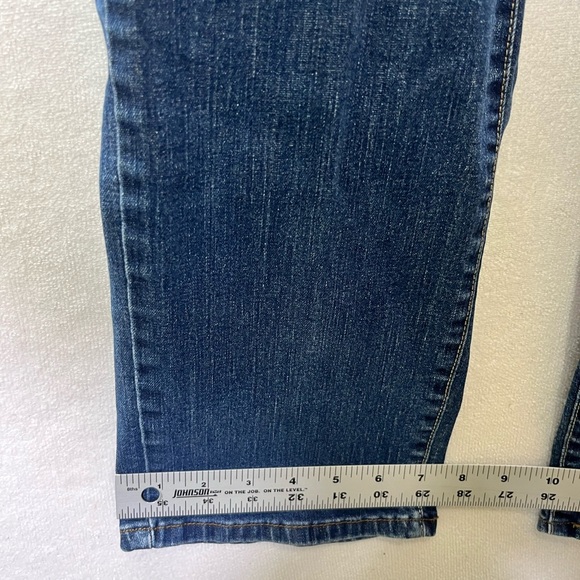 Levi’s 512 Straight Leg Perfectly Slimming Jeans Womens 8 Blue Denim 2546 - Picture 7 of 10